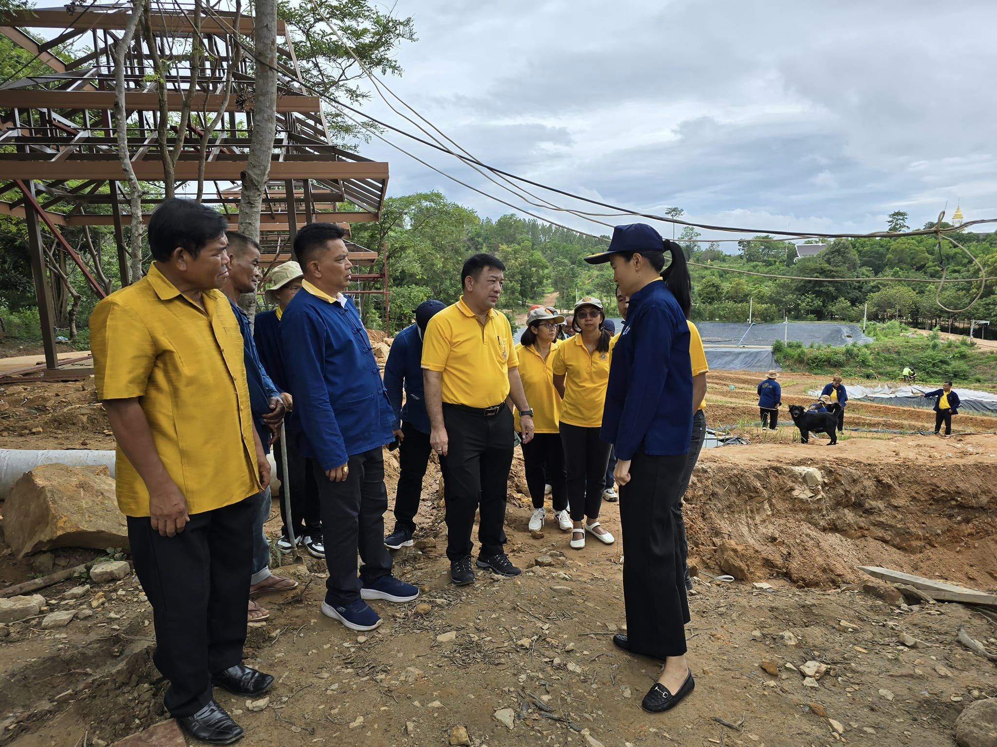 พช.ชัยภูมิ : ร่วม “สืบสาน รักษา และต่อยอด” พัฒนาพื้นที่แปลงโคก หนอง นา อารยเกษตร ณ วัดพระธาตุชัยภูมิ
