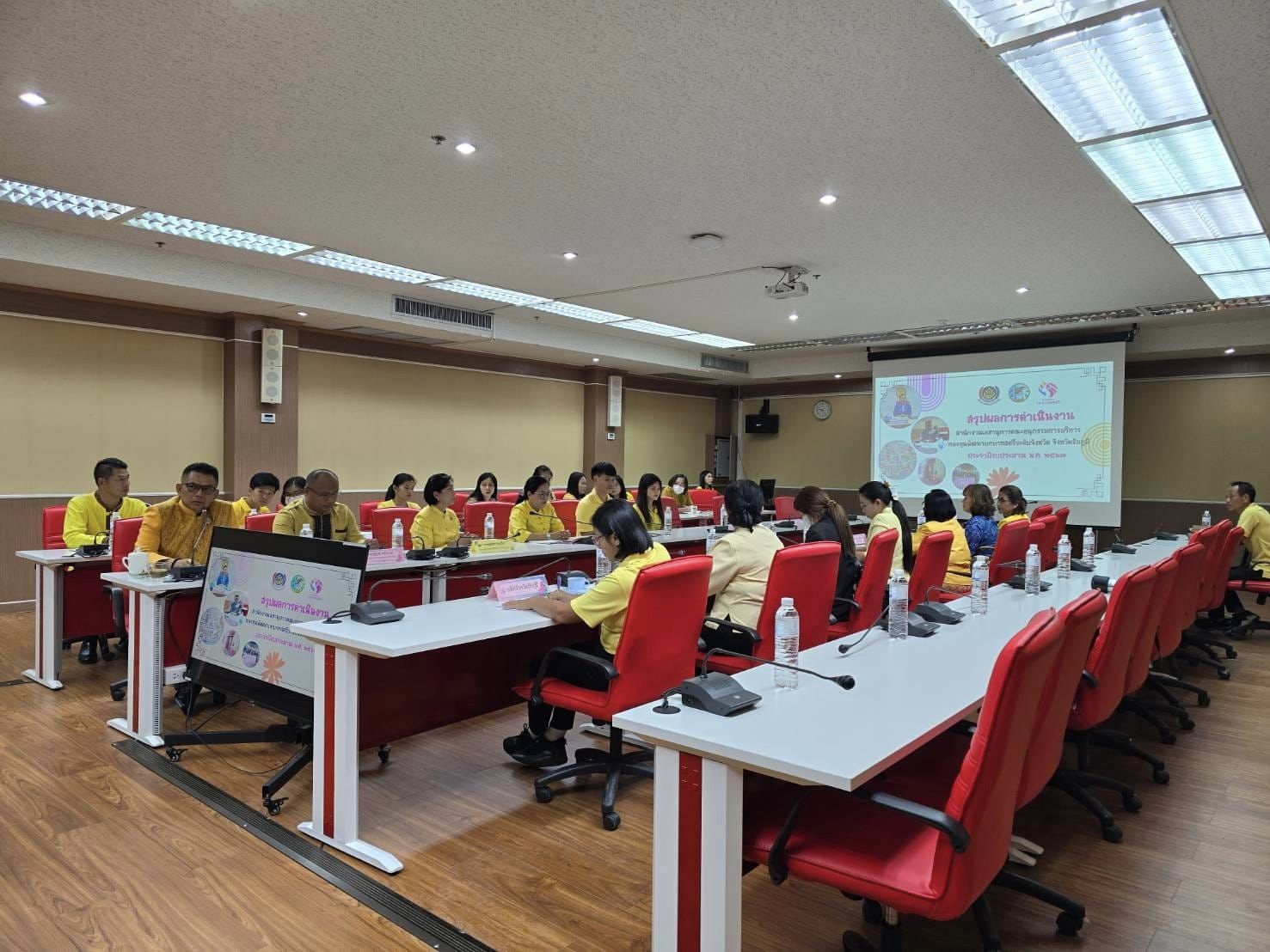 ผู้ตรวจราชการกรมการพัฒนาชุมชน ลงพื้นที่คัดเลือกคนกองทุนพัฒนาบทบาทสตรีดีเด่น ระดับเขตตรวจราชการที่ 13 พื้นที่จังหวัดชัยภูมิ วันที่สอง