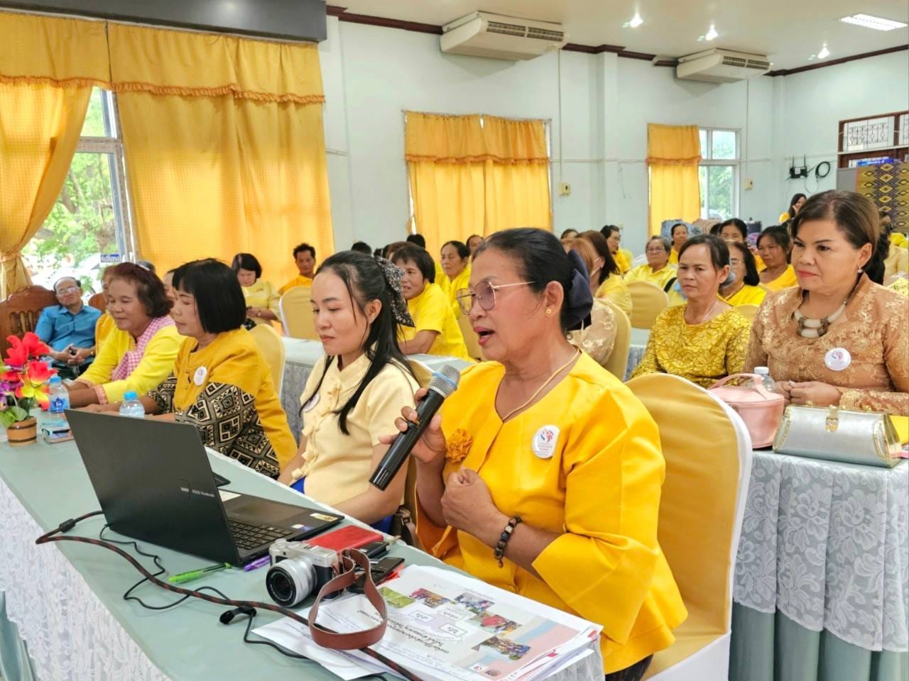 ผู้ตรวจราชการกรมการพัฒนาชุมชน ลงพื้นที่คัดเลือกคนกองทุนพัฒนาบทบาทสตรีดีเด่น ระดับเขตตรวจราชการที่ 13 พื้นที่จังหวัดชัยภูมิ วันที่สอง