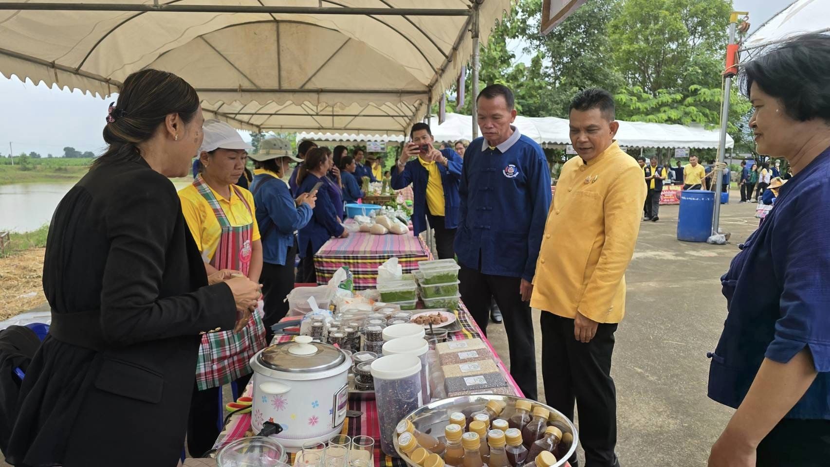 พช.ชัยภูมิ เชื่อมโยงช่องทางการตลาดในการสร้างรายได้จากกิจการอาหารปลอดภัย ประจำปี 2567
