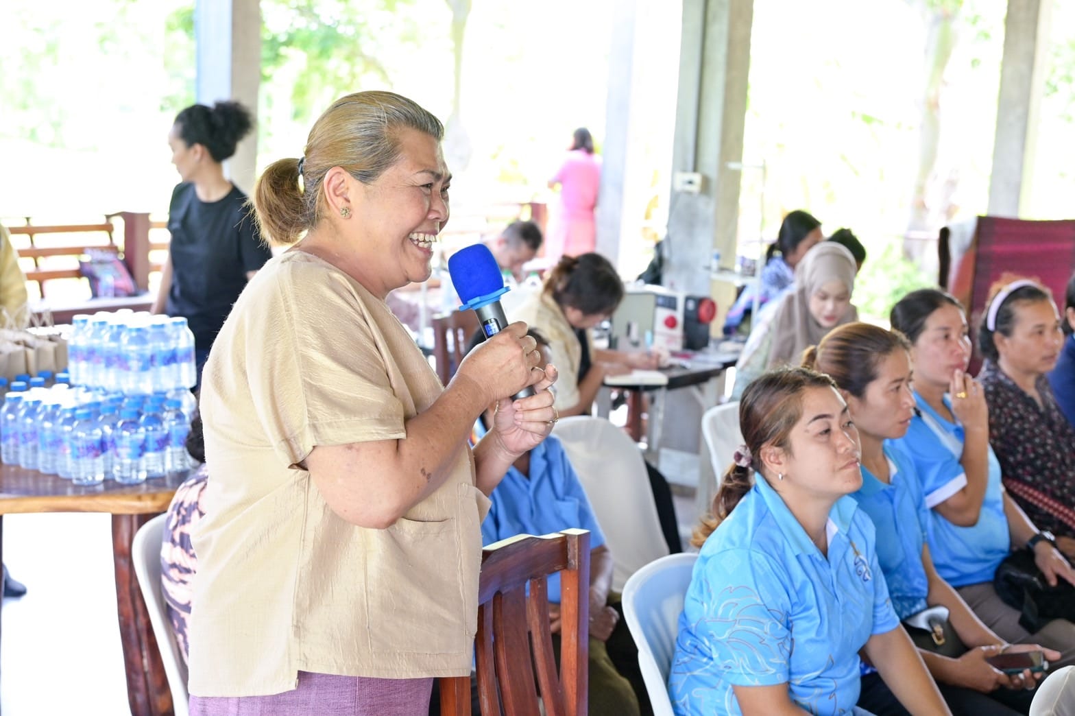 กรมการพัฒนาชุมชน ขับเคลื่อนชุมชนภูมิปัญญาเพื่อพัฒนาผลิตภัณฑ์ บ้านหนองหอย หมู่ที่ 4 ตำบลกุดชุมแสง อำเภอหนองบัวแดง จังหวัดชัยภูมิ