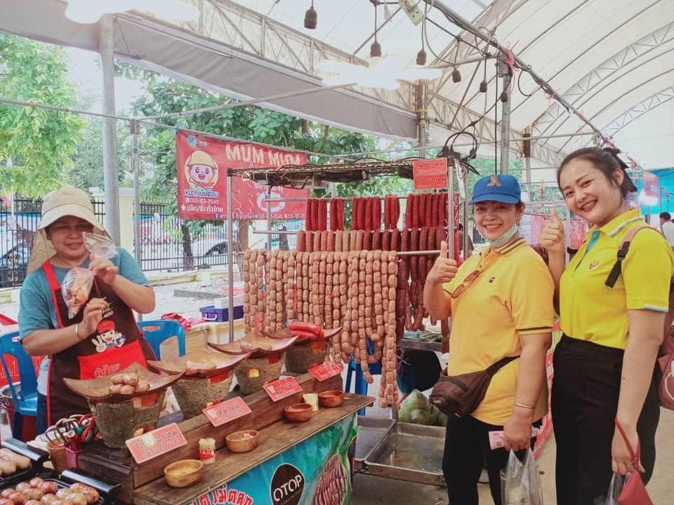 ชัยภูมิเปิดงาน “สุดยอดผ้าและของดีชัยภูมิ” อย่างเป็นทางการ ส่งเสริมช่องทางการตลาดแก่ผู้ผลิต ผู้ประกอบการชุมชน กระตุ้นการหมุนเวียนของเศรษฐกิจฐานราก