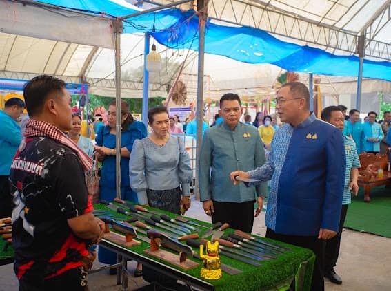 ชัยภูมิเปิดงาน “สุดยอดผ้าและของดีชัยภูมิ” อย่างเป็นทางการ ส่งเสริมช่องทางการตลาดแก่ผู้ผลิต ผู้ประกอบการชุมชน กระตุ้นการหมุนเวียนของเศรษฐกิจฐานราก