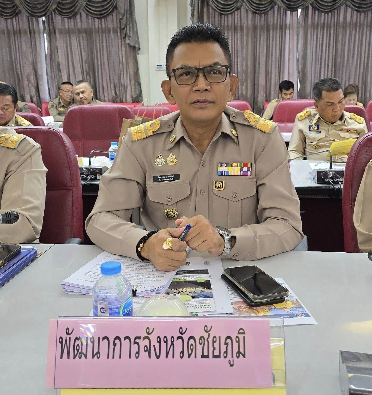 พช.ชัยภูมิ นำกลุ่ม องค์กรสตรี รับโล่เกียรติคุณและใบประกาศเกียรติคุณกิจกรรมโครงการเชิดชูเกียรติคนกองทุนพัฒนาบทบาทสตรี ประจำปี 2567 จำนวน 15 รางวัล จากผู้ว่าราชการจังหวัดชัยภูมิในที่ประชุมคณะกรมการจังหวัดชัยภูมิ ครั้งที่ 8/2567 ประจำเดือน สิงหาคม 2567