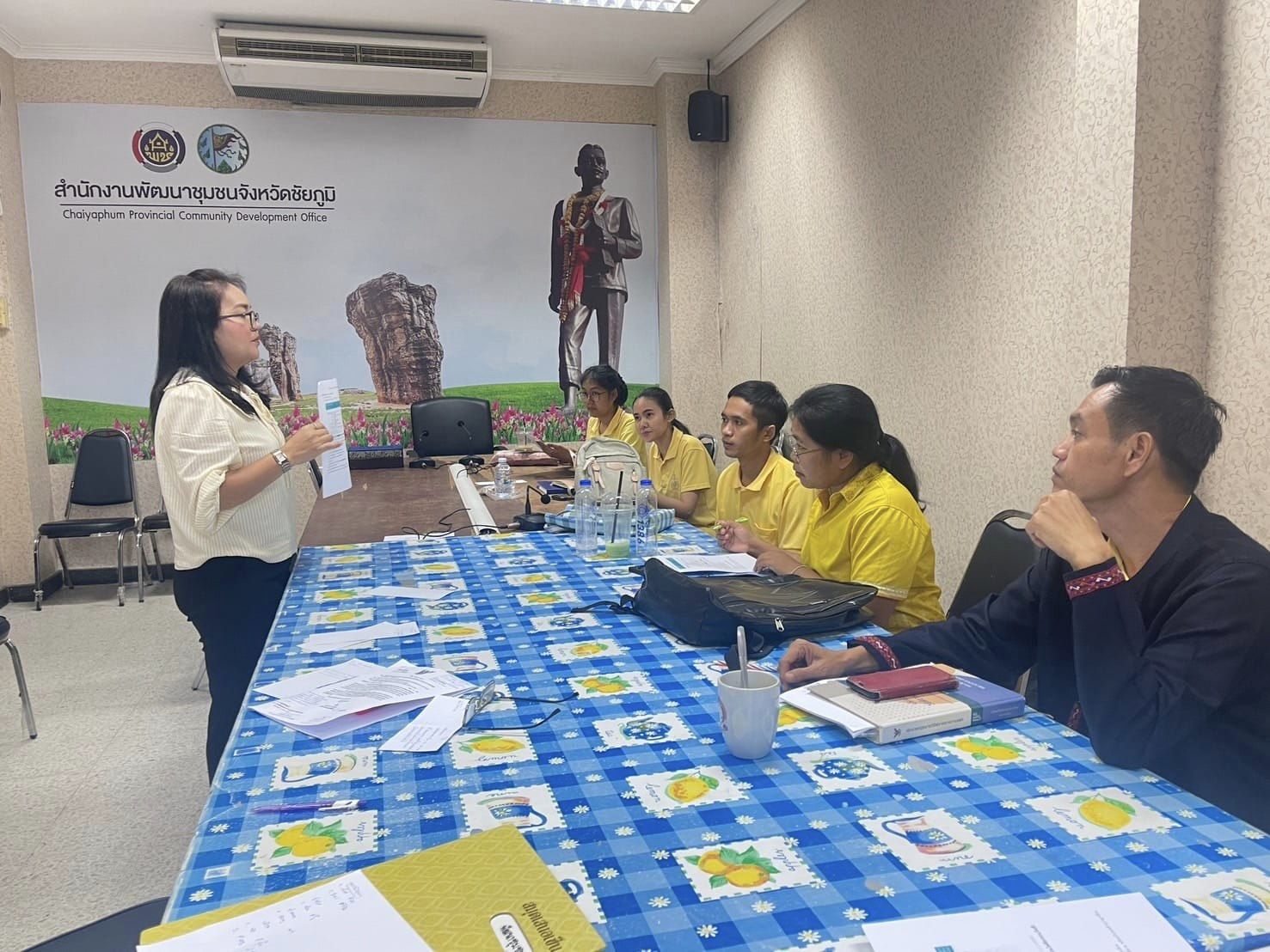พช.ชัยภูมิ “พี่สอนน้องให้รู้จักกรมการพัฒนาชุมชน” กำหนดการเรียนรู้งานการพัฒนาข้าราชการที่อยู่ระหว่างทดลองปฏิบัติหน้าที่ราชการ รุ่น 127-128
