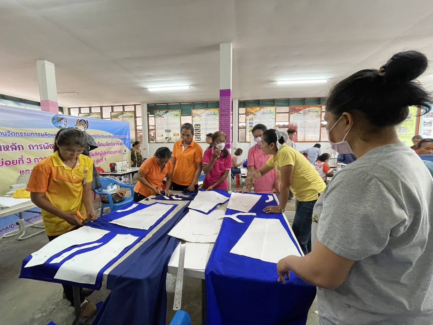 พช.ชัยภูมิ ส่งเสริมการพัฒนาศักยภาพการผลิตผลิตภัณฑ์ไหม กิจกรรมการพัฒนาศักยภาพผู้ผลิตผู้ประกอบการไหมและการแปรรูปผลิตภัณฑ์ไหม รุ่นที่ 1