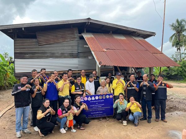พช.ชัยภูมิ ร่วมมอบบ้านพอเพียง อำเภอบ้านเขว้า จังหวัดชัยภูมิ
