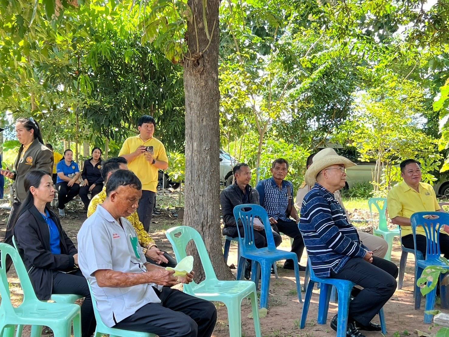 ผู้ว่าราชการจังหวัดชัยภูมิ ลงพื้นที่เยี่ยมชมแปลงโคกหนองนา พัฒนาชุมชน อำเภอแก้งคร้อ จังหวัดชัยภูมิ