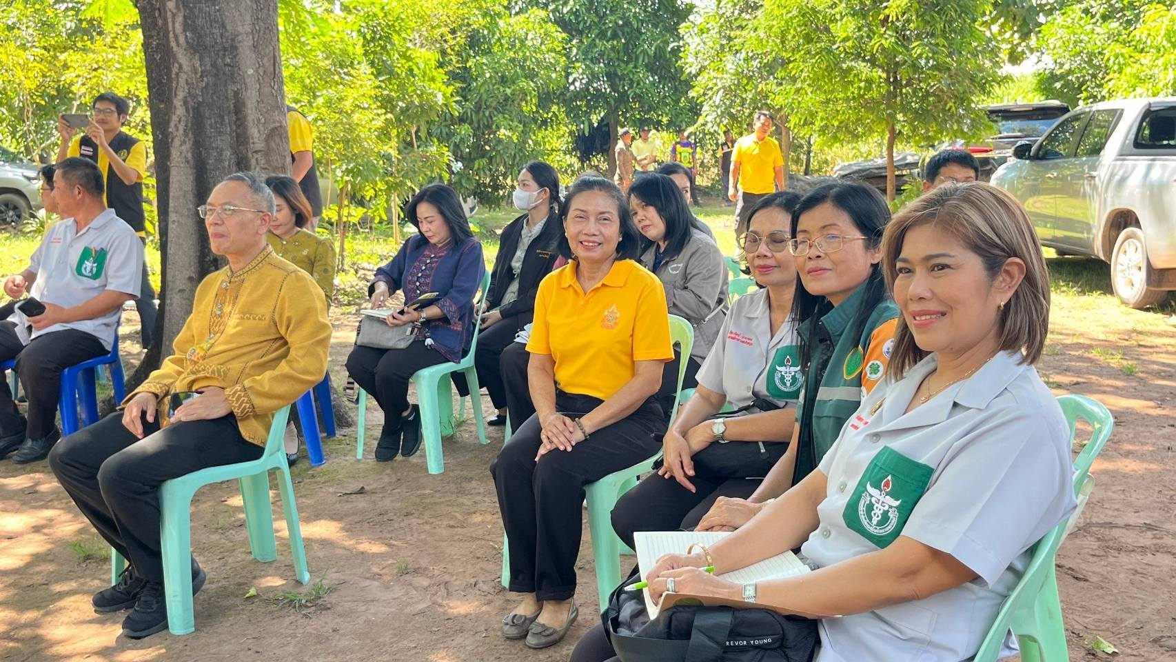 ผู้ว่าราชการจังหวัดชัยภูมิ ลงพื้นที่เยี่ยมชมแปลงโคกหนองนา พัฒนาชุมชน อำเภอแก้งคร้อ จังหวัดชัยภูมิ