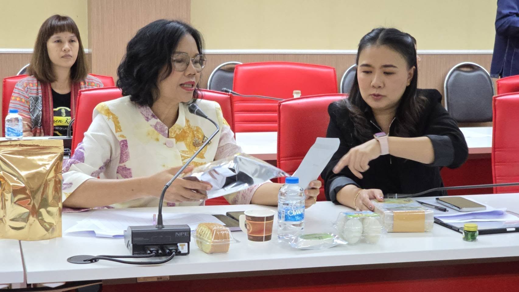 ชัยภูมิ เฟ้นหา! สุดยอดผลิตภัณฑ์ OTOP ที่มีความโดดเด่น  แสดงถึงอัตลักษณ์ของท้องถิ่น ตามโครงการส่งเสริมกระบวนการเครือข่ายองค์ความรู้ KBO (Knowledge – Based OTOP) ปี 2567