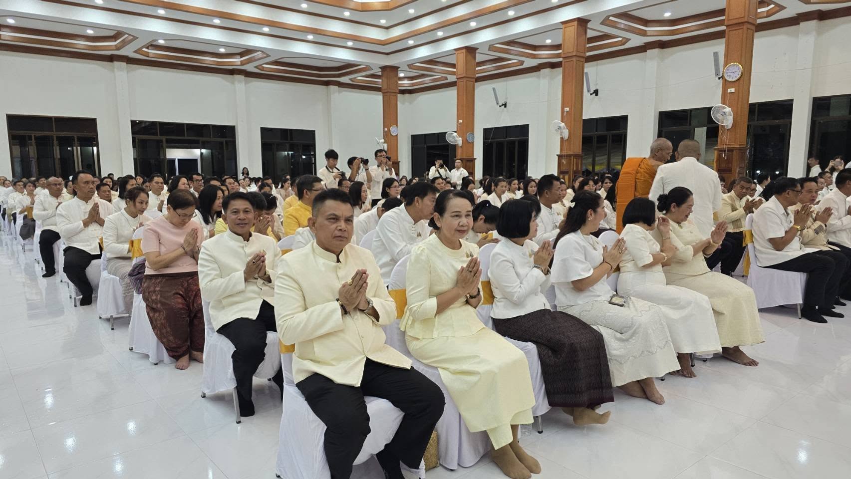 พช.ชัยภูมิ ร่วมพิธีสมโภชผ้าพระกฐินพระราชทานกรมการพัฒนาชุมชน ประจำปีพุทธศักราช 2567
