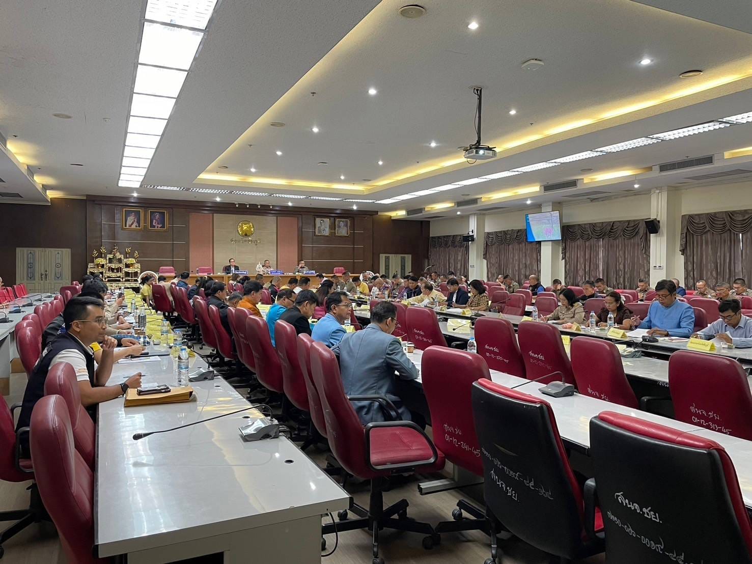 พช.ชัยภูมิ ร่วมประชุมคณะกรรมการศูนย์อำนวยการป้องกันและปราบปรามยาเสพติดจังหวัดชัยภูมิ ครั้งที่ 11/2567