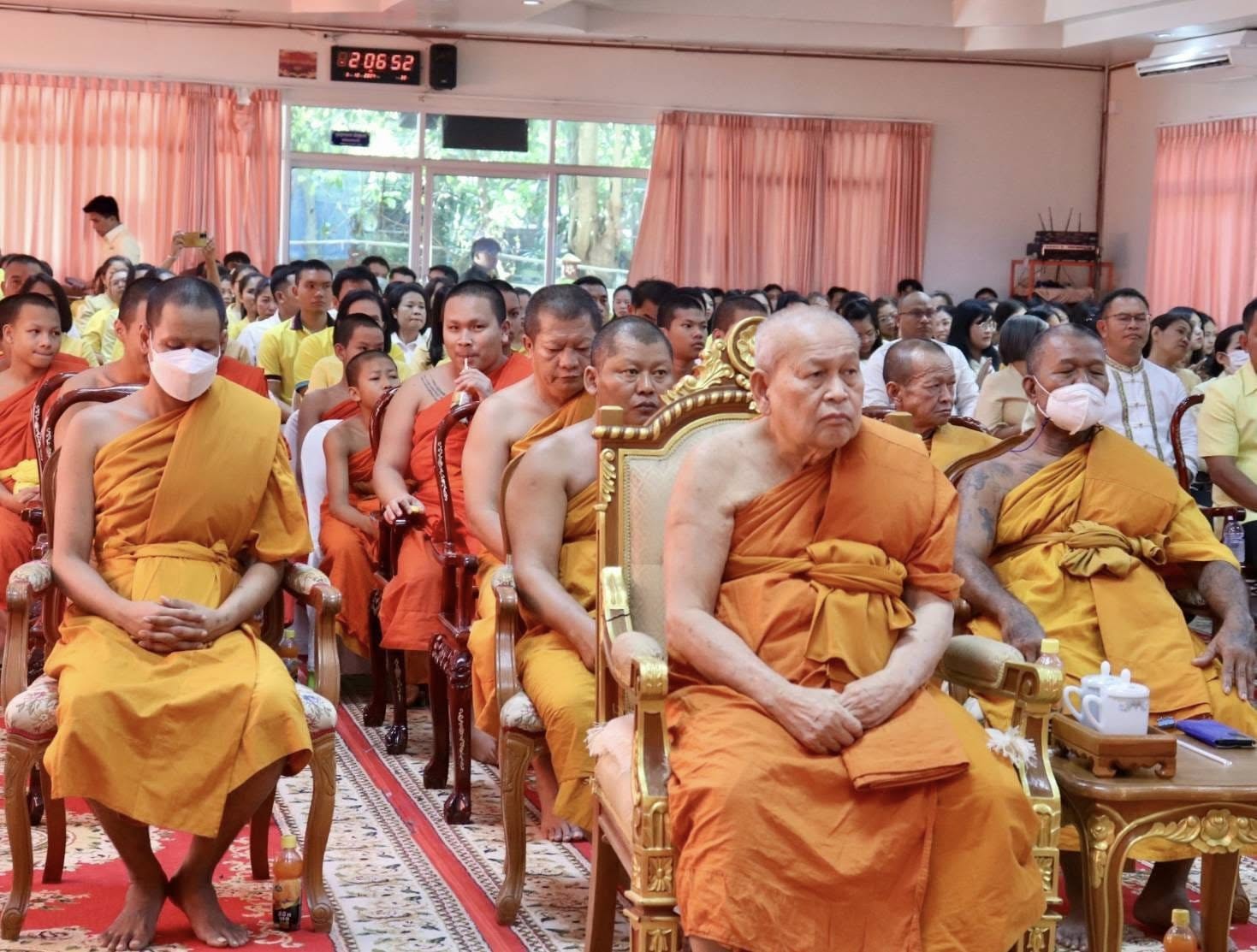 พช.ชัยภูมิ พิธีเจริญพระพุทธมนต์ และเจริญจิตตภาวนา เนื่องในโอกาสวันคล้ายวันพระบรมราชสมภพ พระบาทสมเด็จพระบรมชนกาธิเบศร มหาภูมิพลอดุลยเดชมหาราชบรมนาถบพิตร