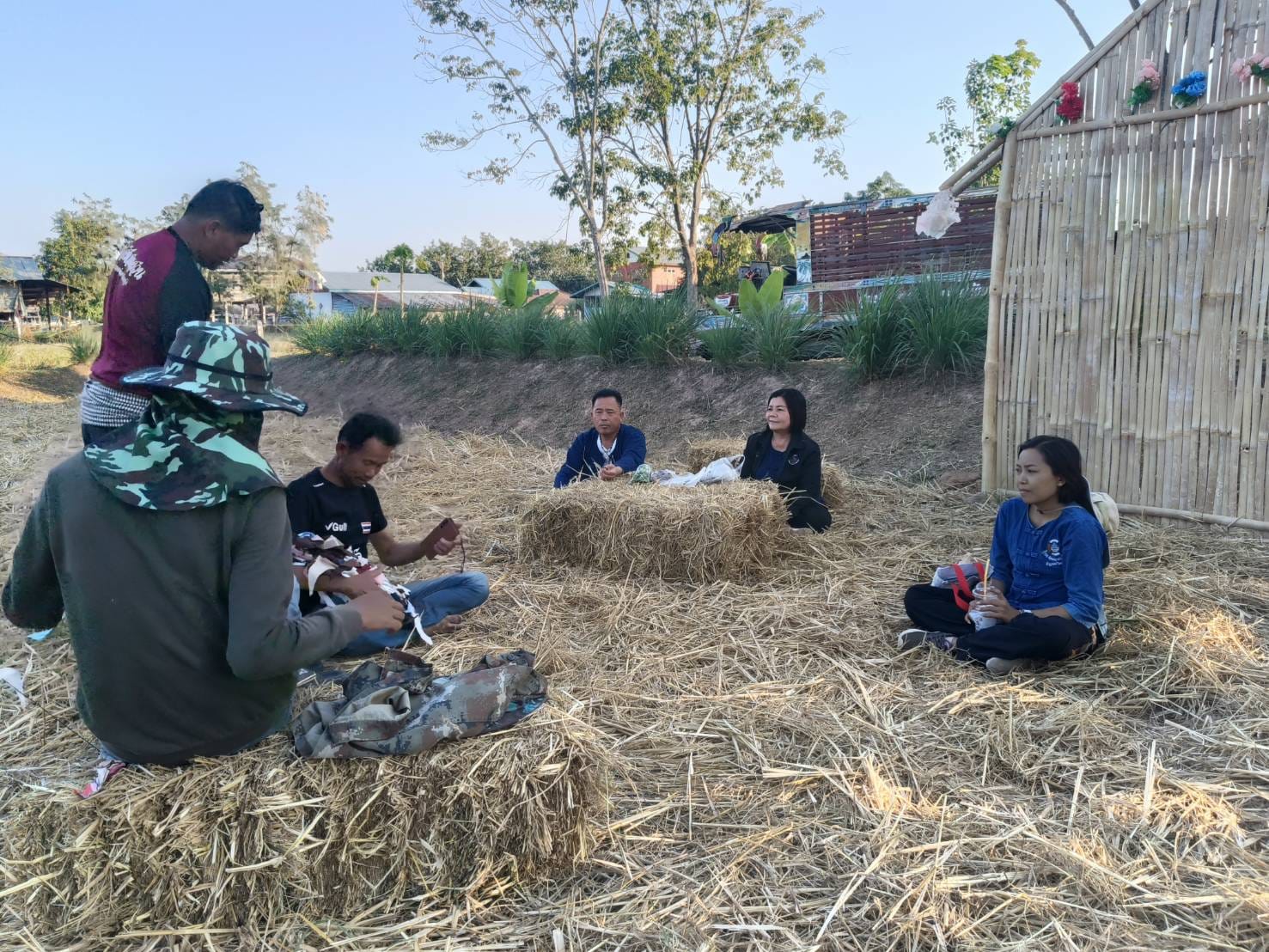 ชัยภูมิรวมพลังขับเคลื่อน “โคก หนอง นา พัฒนาชุมชน” จัดกิจกรรมพาแลง สร้างเครือข่ายโคกหนองนาพัฒนาชุมชนอย่างยั่งยืน