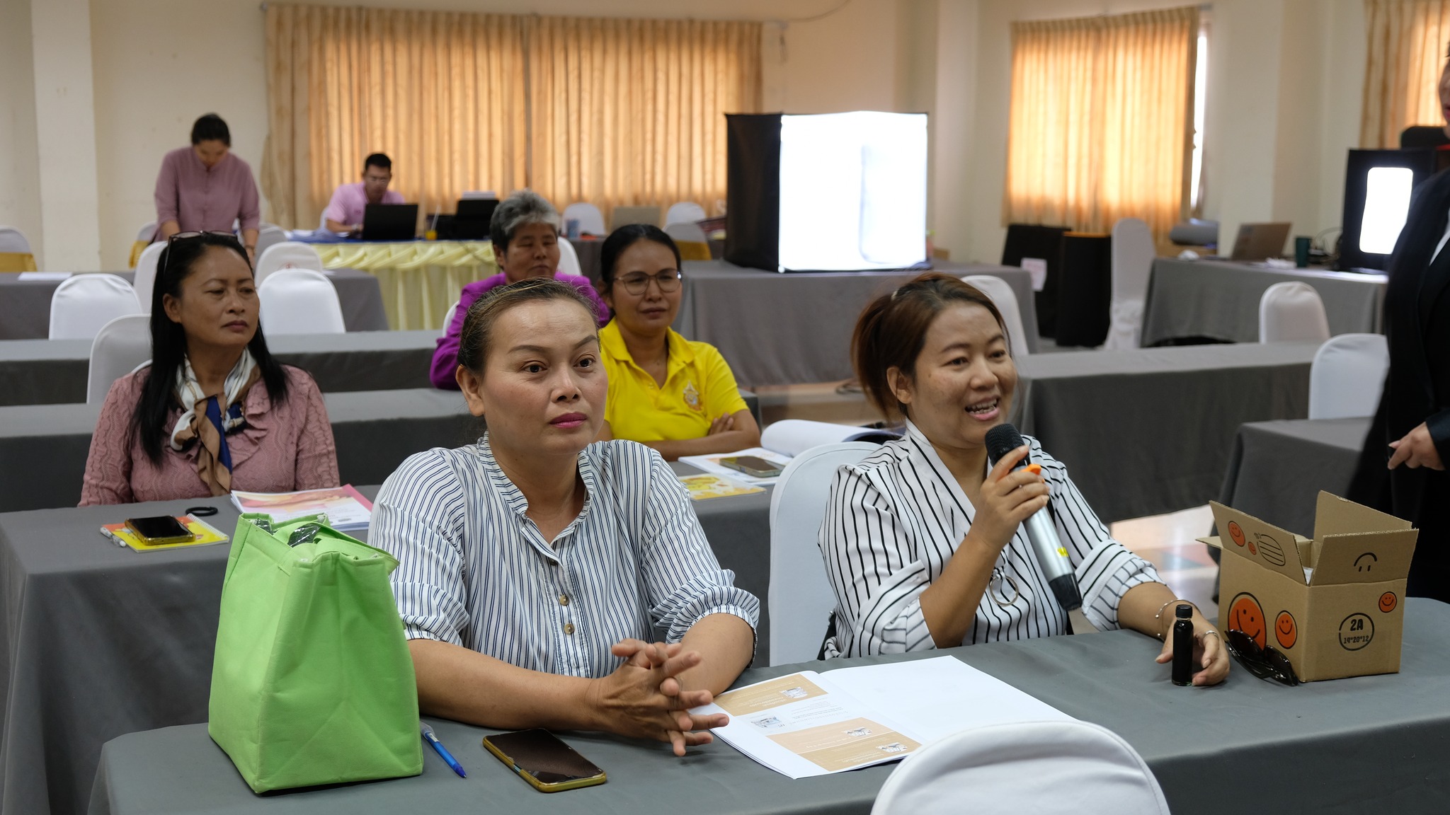 พช.ชัยภูมิ ส่งเสริมการพัฒนาผลิตภัณฑ์กลุ่มปรับตัวสู่การพัฒนา (Quadrant D) ให้มีคุณภาพได้มาตรฐาน