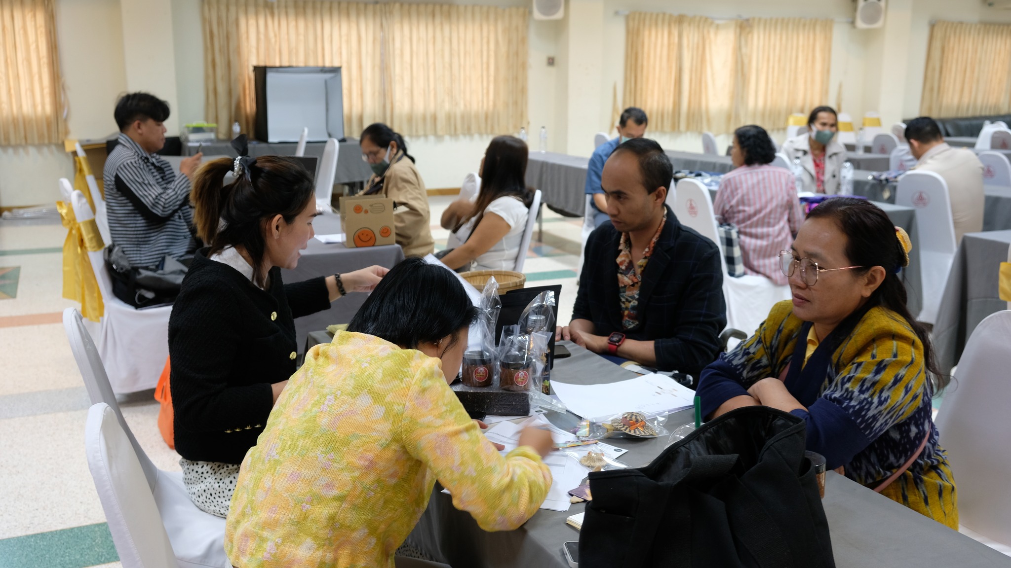 พช.ชัยภูมิ ส่งเสริมการพัฒนาผลิตภัณฑ์กลุ่มปรับตัวสู่การพัฒนา (Quadrant D) ให้มีคุณภาพได้มาตรฐาน