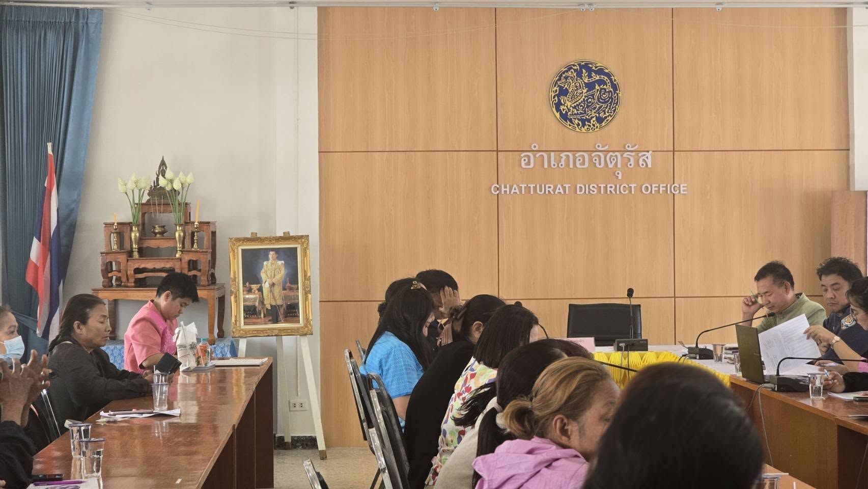 พช.ชัยภูมิ ร่วมติดตามการชำระหนี้ตามงวดที่เกินกำหนดของกองทุนพัฒนาบทบาทสตรี