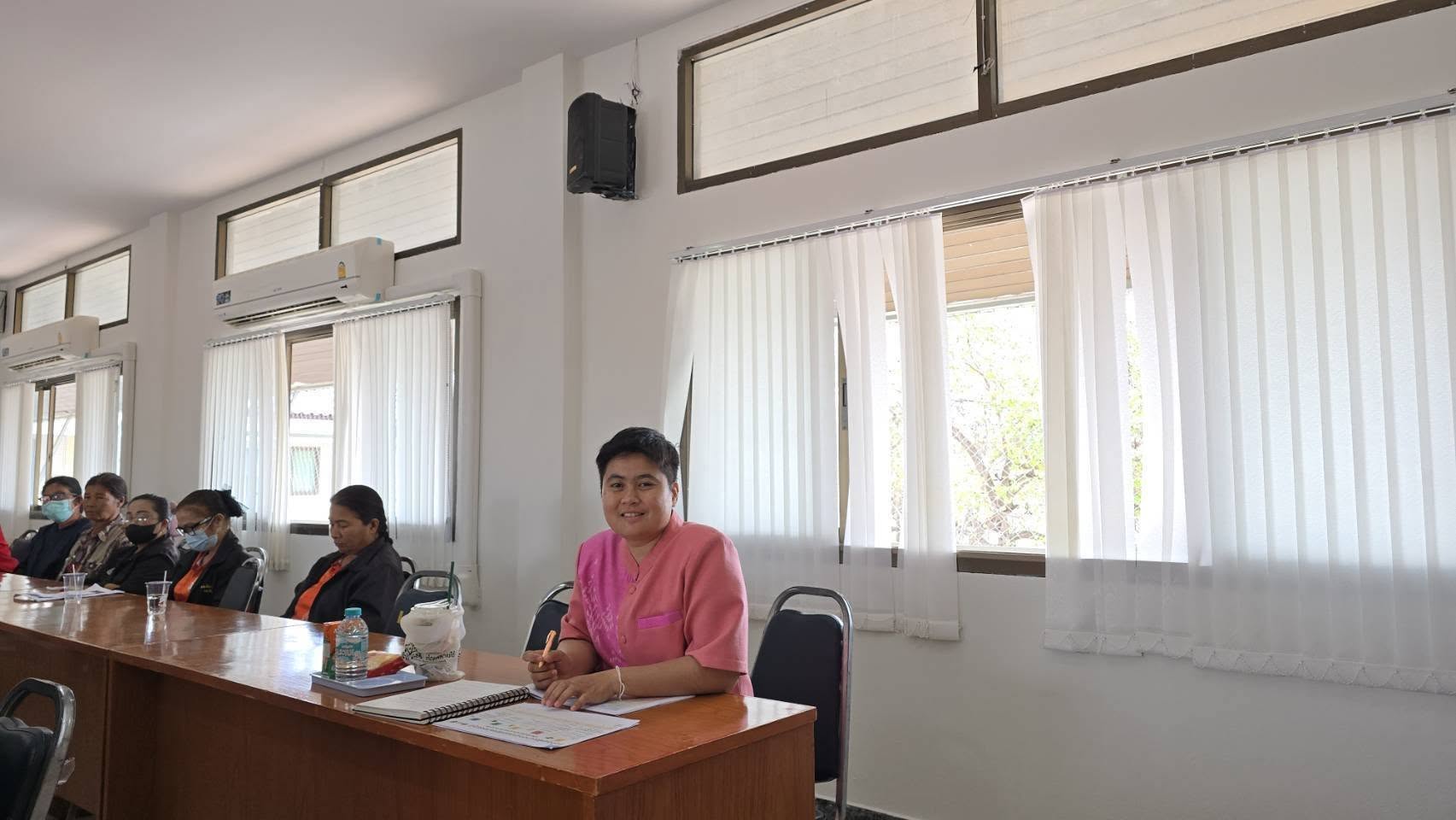 พช.ชัยภูมิ ร่วมติดตามการชำระหนี้ตามงวดที่เกินกำหนดของกองทุนพัฒนาบทบาทสตรี