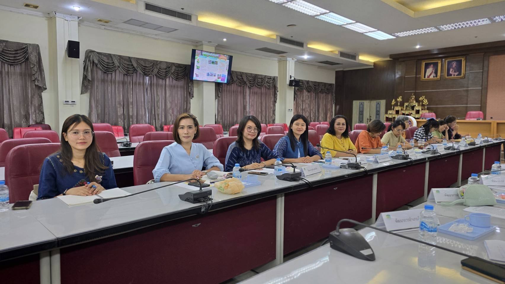 พช.ชัยภูมิ ซักซ้อมสร้างความเข้าใจแนวทางการขับเคลื่อนการดำเนินงานส่งเสริมผลิตภัณฑ์ชุมชนสร้างสรรค์ Creative OTOP