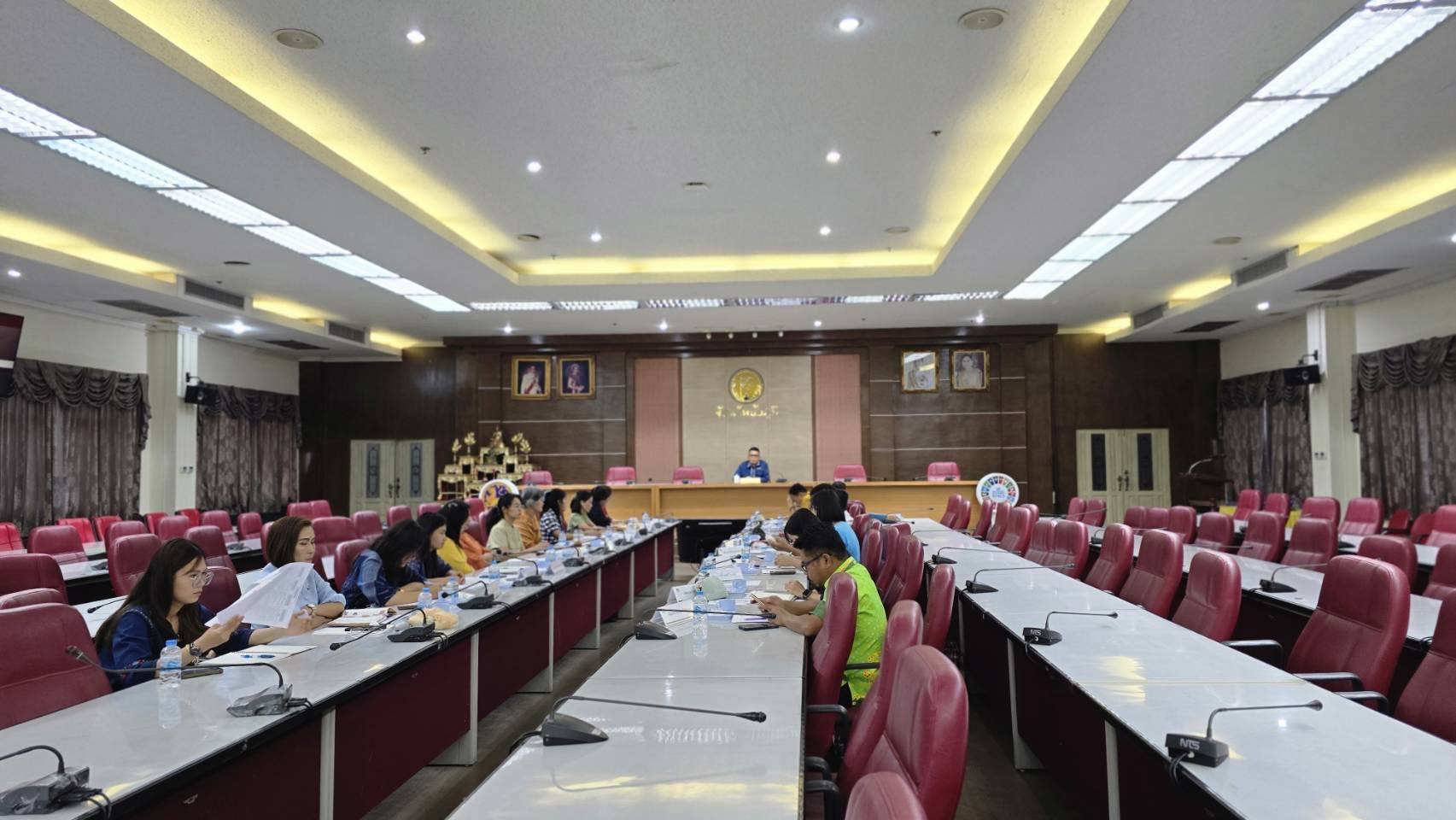 พช.ชัยภูมิ ซักซ้อมสร้างความเข้าใจแนวทางการขับเคลื่อนการดำเนินงานส่งเสริมผลิตภัณฑ์ชุมชนสร้างสรรค์ Creative OTOP