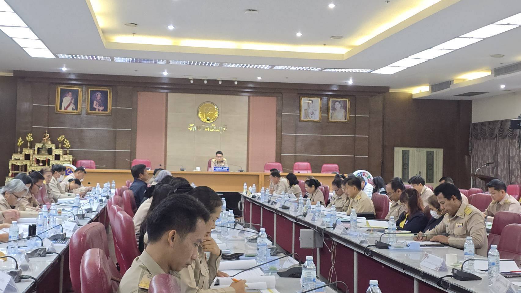 จังหวัดชัยภูมิ ประชุม ศจพ.จ.ชย. เร่งเดินหน้าขจัดความยากจน มุ่งพัฒนาคุณภาพชีวิตอย่างยั่งยืน