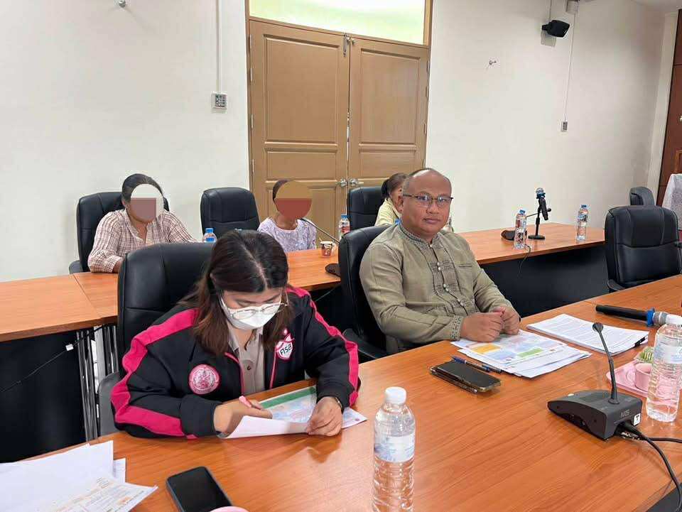 รองผู้ว่าราชการจังหวัดชัยภูมิ ลงพื้นที่ให้กำลังใจสมาชิกกองทุนพัฒนาบทบาทสตรีที่มีหนี้ค้างชำระ พร้อมหาแนวทางแก้ไขปัญหาหนี้