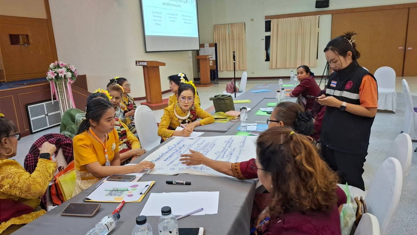 พช.ชัยภูมิ ร่วมเวทีเสวนาตามโครงการการจัดกิจกรรมเนื่องในวันสตรีสากล สมัชชาสตรี สมัชชาครอบครัวและการเสริมพลังภาคีเครือข่ายส่งเสริมความเสมอภาคระหว่างเพศ จังหวัดชัยภูมิ ประจำปี 2568