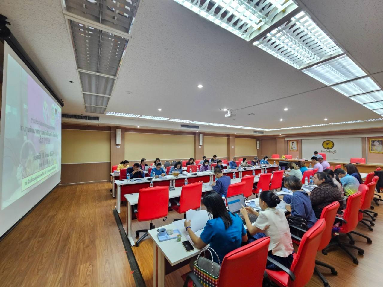 พช.ชัยภูมิ ประชุมคณะอนุกรรมการบริหารกองทุนพัฒนาบทบาทสตรีระดับจังหวัด จังหวัดชัยภูมิ ครั้งที่ 3/2568