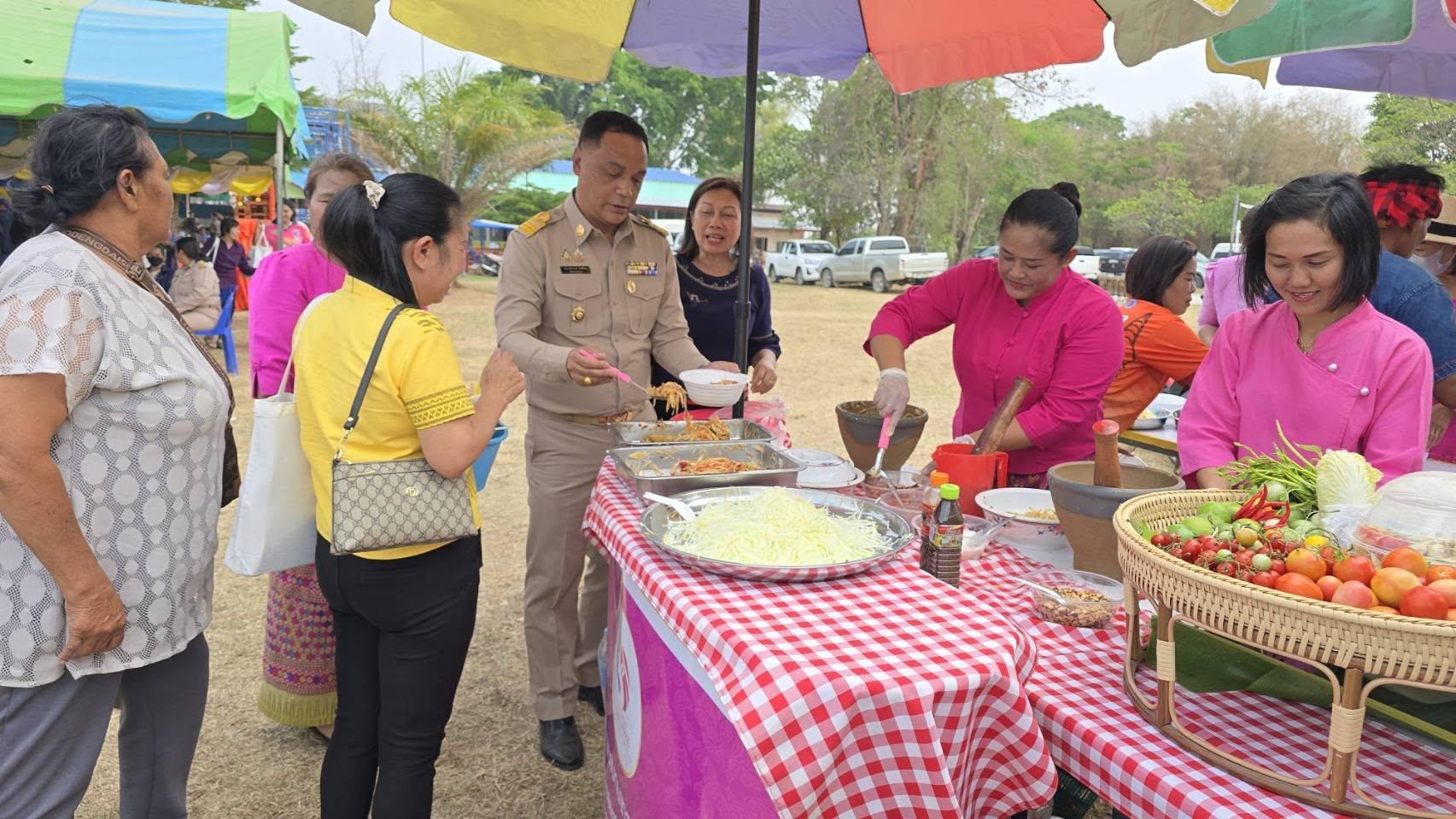 พช.ชัยภูมิ ร่วมหน่วยแพทย์อาสา พอ.สว. และจังหวัดเคลื่อนที่ บริการประชาชน ประจำเดือนมีนาคม 2568