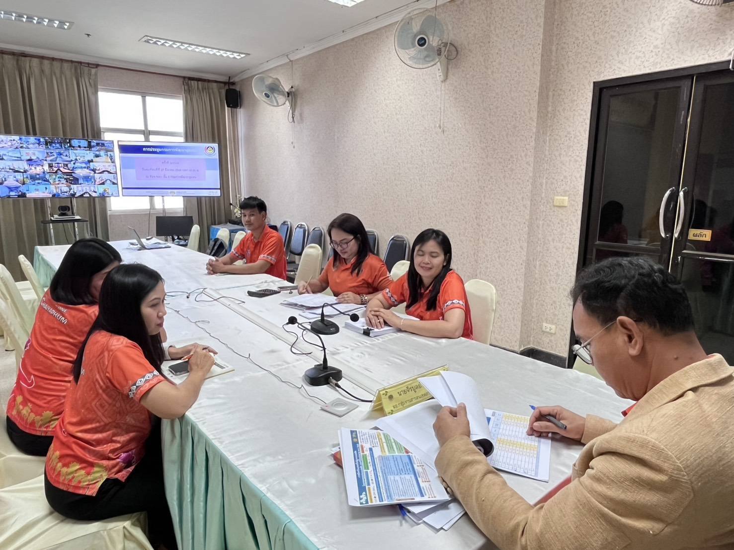 พช. ชัยภูมิ ร่วมประชุมกรมการพัฒนาชุมชน ครั้งที่ 3/2568 ผ่านระบบวิดีทัศน์ทางไกล (Video Conference)