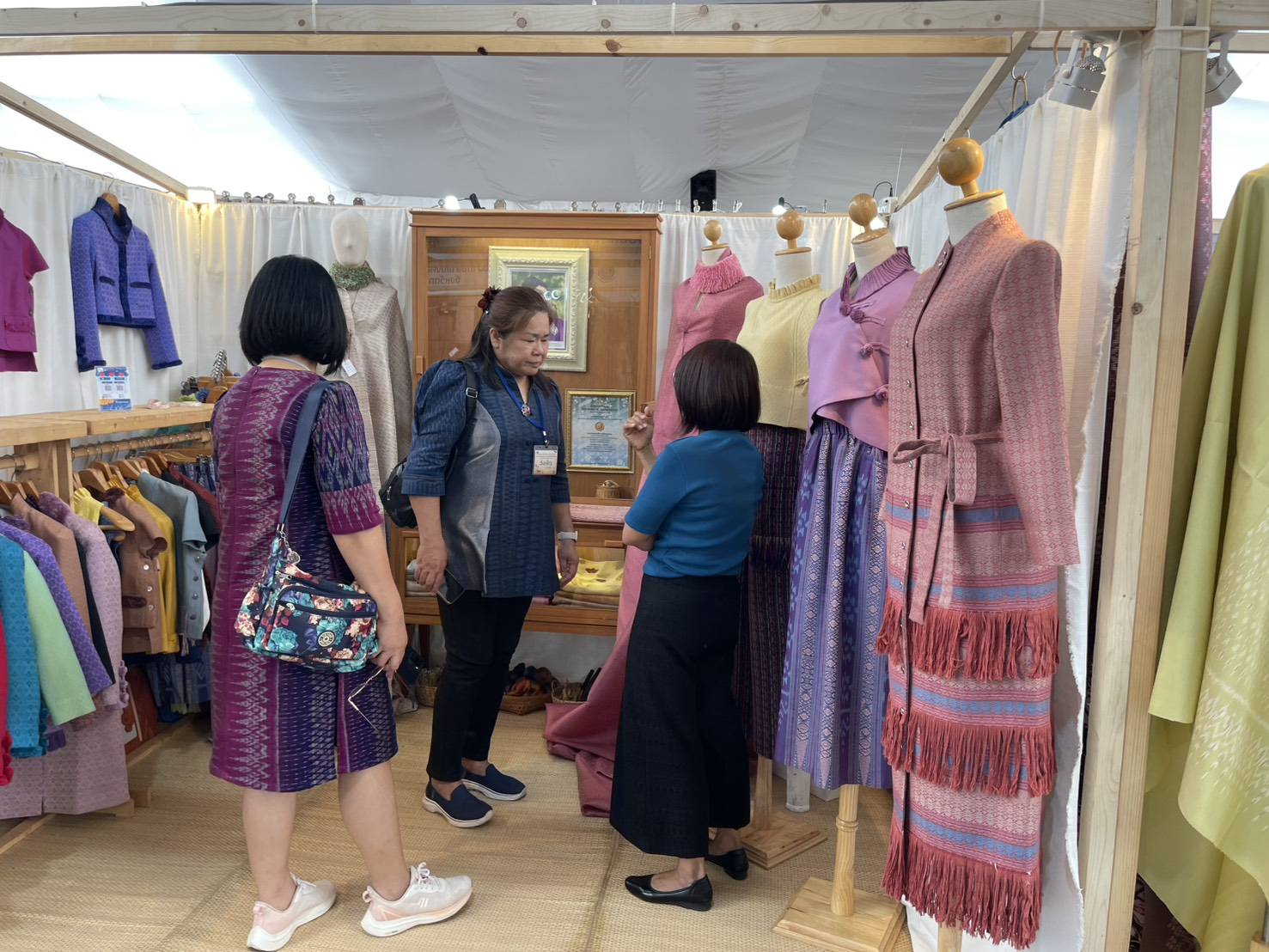 พช.ชัยภูมิ ดำเนินโครงการเพิ่มศักยภาพประชาชน เพื่อการพัฒนาคุณภาพชีวิต ณ พื้นที่จังหวัดบุรีรัมย์