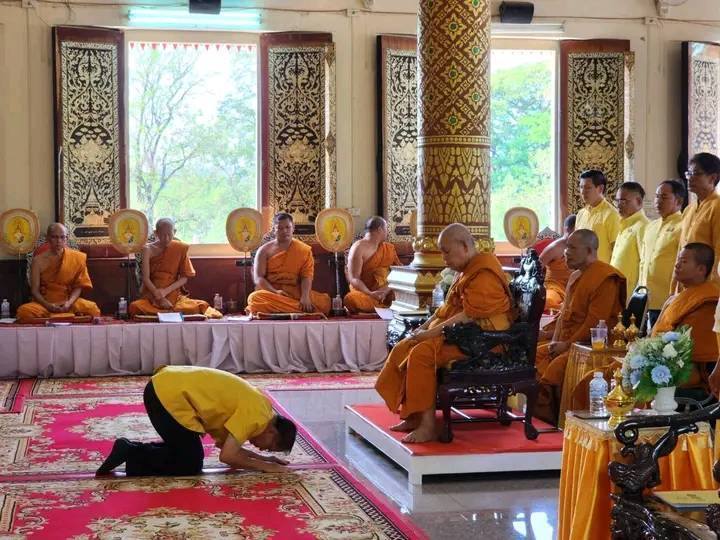 พช.ชัยภูมิ ร่วมพิธีเจริญพระพุทธมนต์ถวายพระพรชัยมงคลแด่ พระบาทสมเด็จพระเจ้าอยู่หัว และพระบรม วงศานุวงศ์ ประจำปีพุทธศักราช ๒๕๖๘