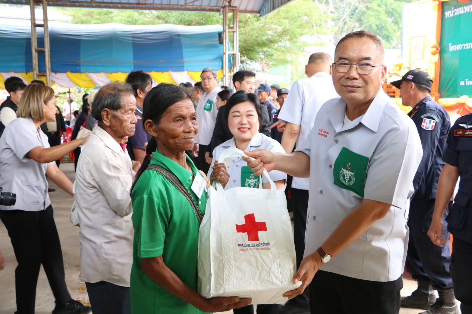 พช.ชัยภูมิ ร่วมหน่วยแพทย์อาสา พอ.สว. และจังหวัดเคลื่อนที่ บริการประชาชน ประจำเดือนมีนาคม 2568
